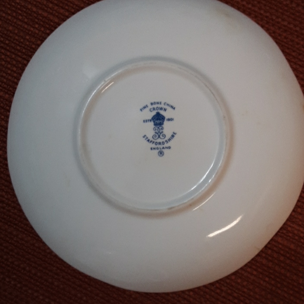 Crown Staffordshird Bird Bone China Cup and Saucer - Picture 5 of 5